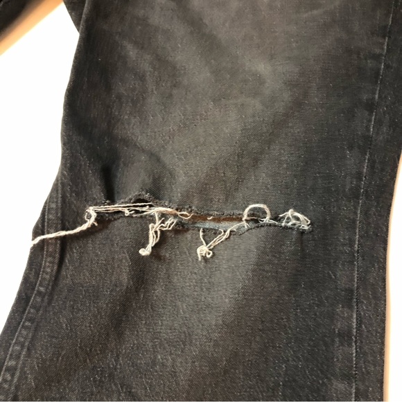 NWT Good American black slight distressed denim size 16 - Picture 7 of 14